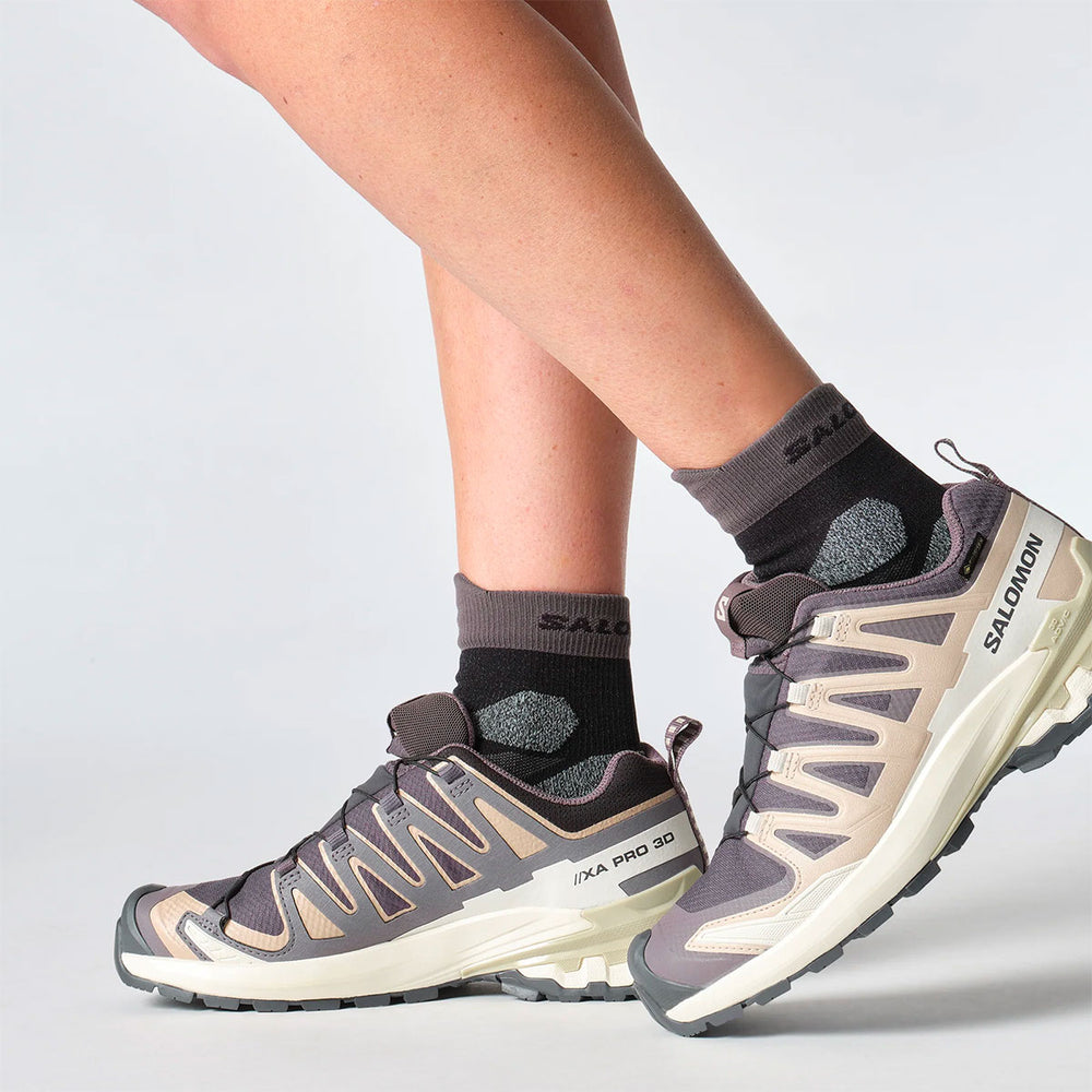 SALOMON - DONNA - XA PRO 3D V9 GTX Nine Iron / Oxford Tan / Alfalfa