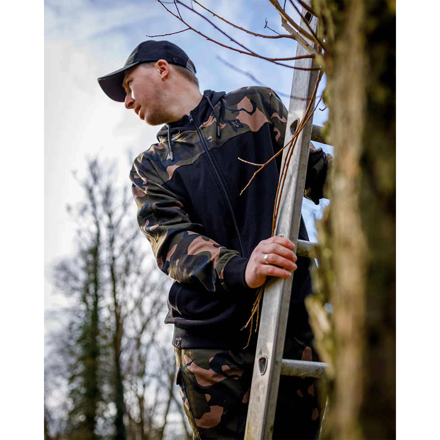 SWEATSHIRT - FOX - LW ZIPPED HOODY Black/Camo