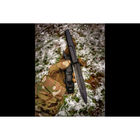 4e246fb9-d449-404b-bdd5-be42165e620c