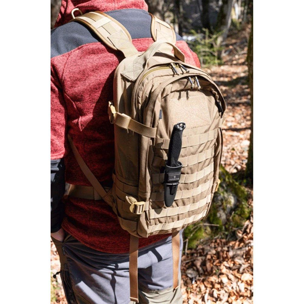 VICTORINOX - VENTURE OLIVE