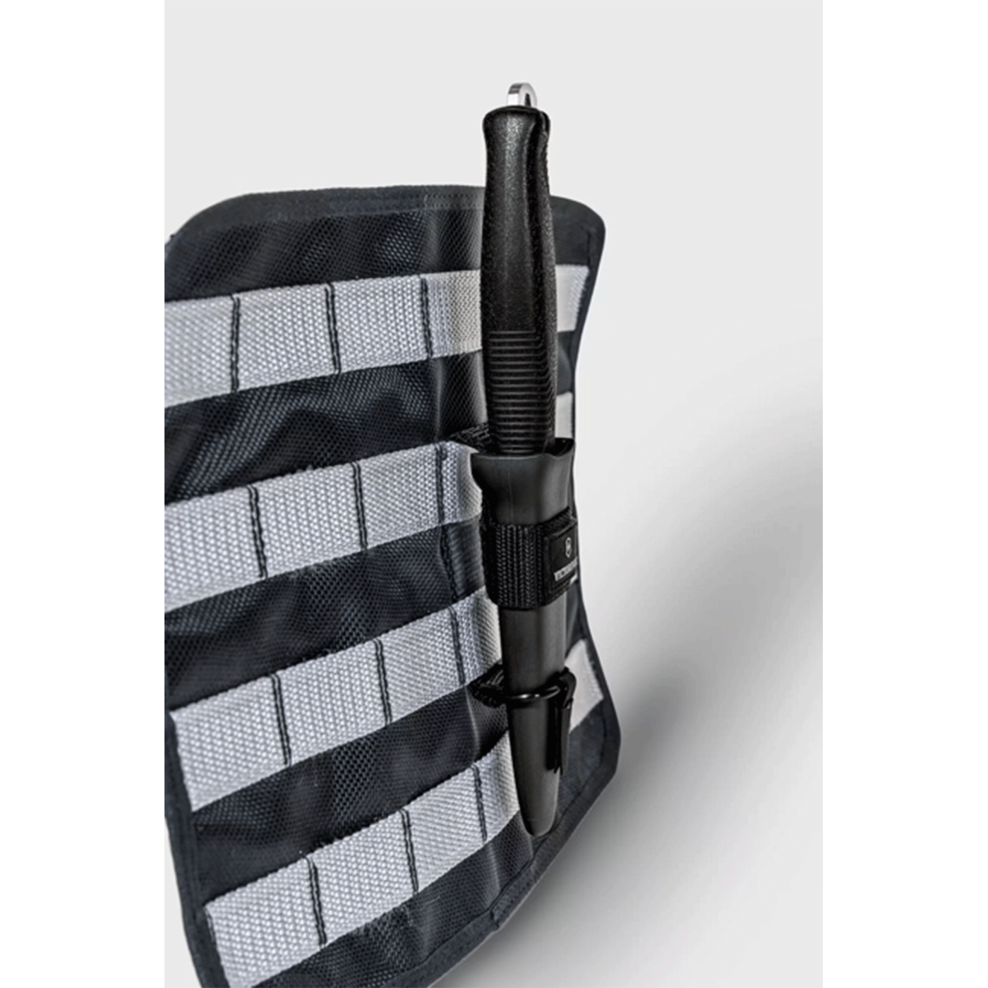 VICTORINOX - VENTURE OLIVE