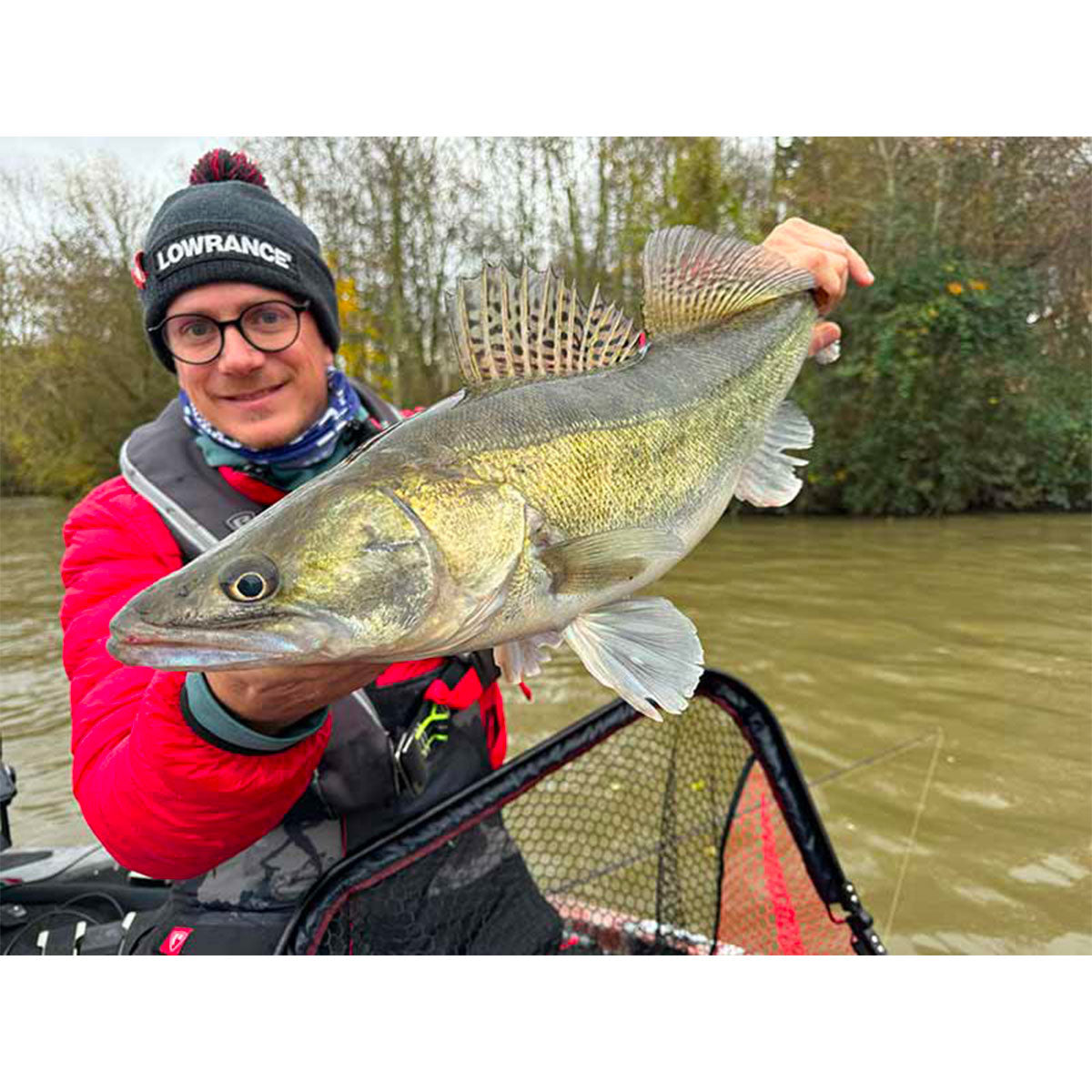FOX RAGE - SPEEDFLOW COATED LANDING NET MEDIUM FOLDING